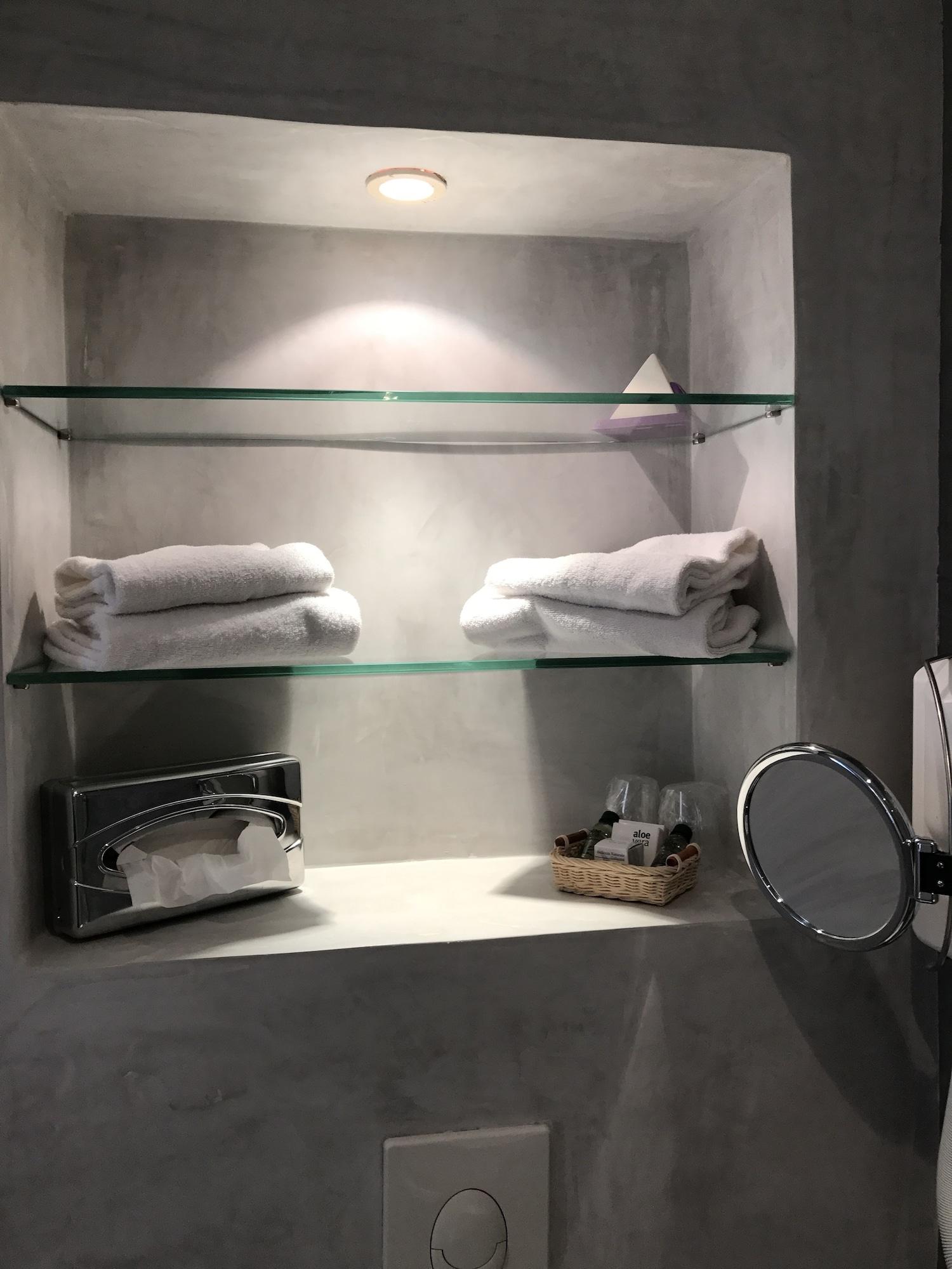 De La Fontaine Hotel 3*